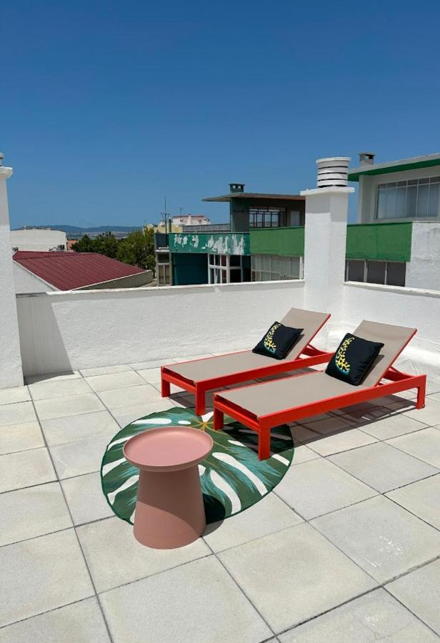 Groovy Caparica Gem With Large Sunny Terrace Apartamento Costa da Caparica Exterior foto